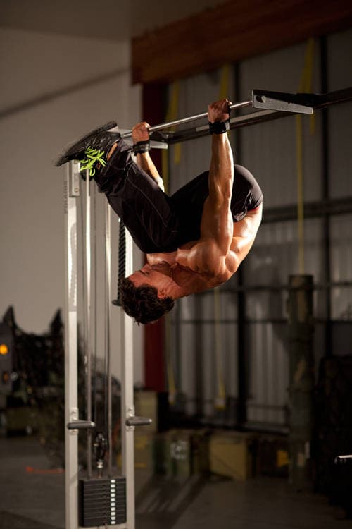 Bodyweight Mid Row — البداية