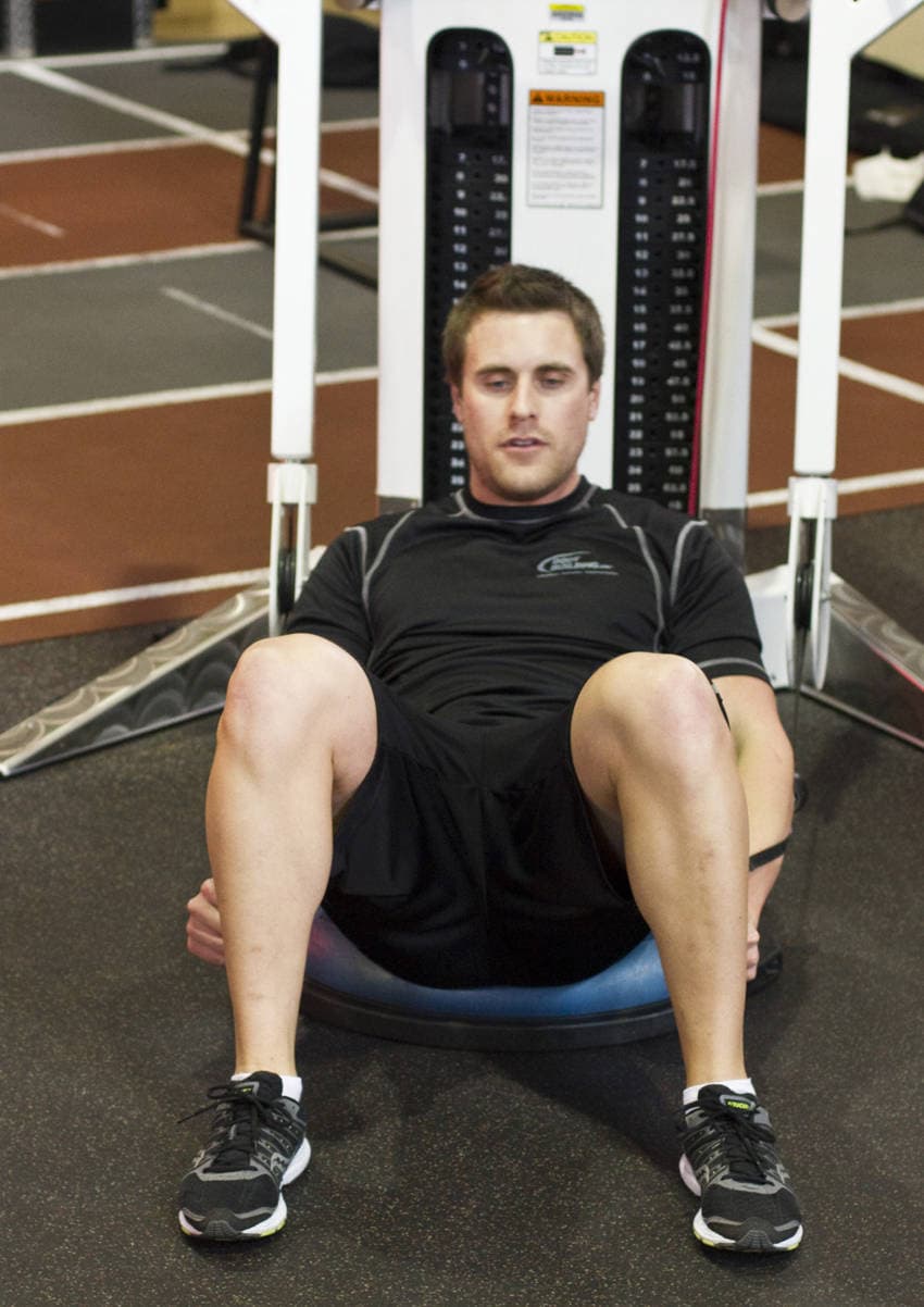 Bosu Ball Cable Crunch With Side Bends — البداية