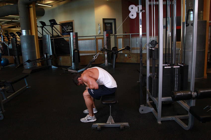Cable Seated Crunch — النهاية