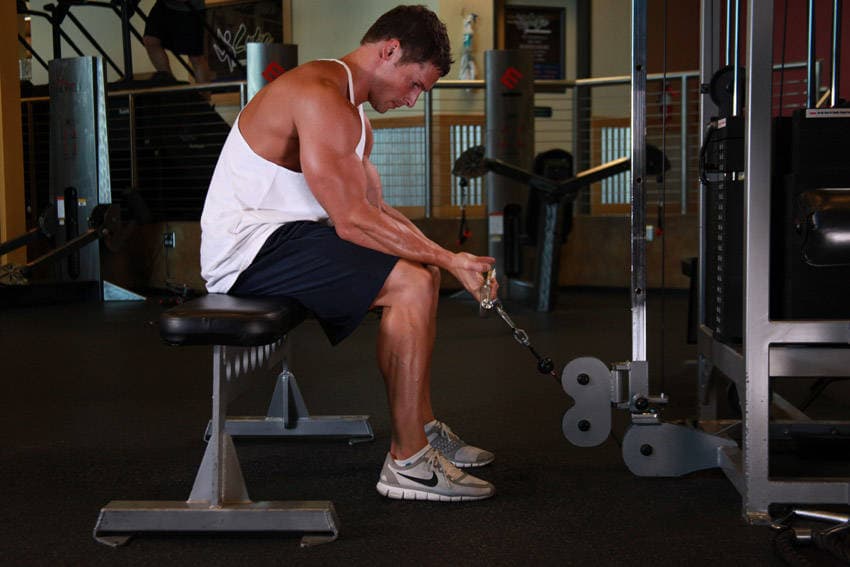 Cable Wrist Curl — البداية