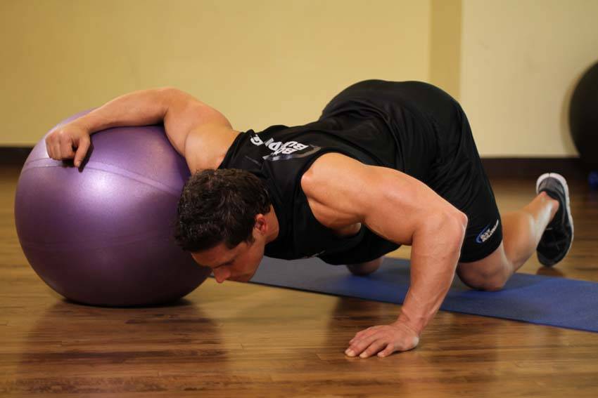 Chest Stretch on Stability Ball — البداية