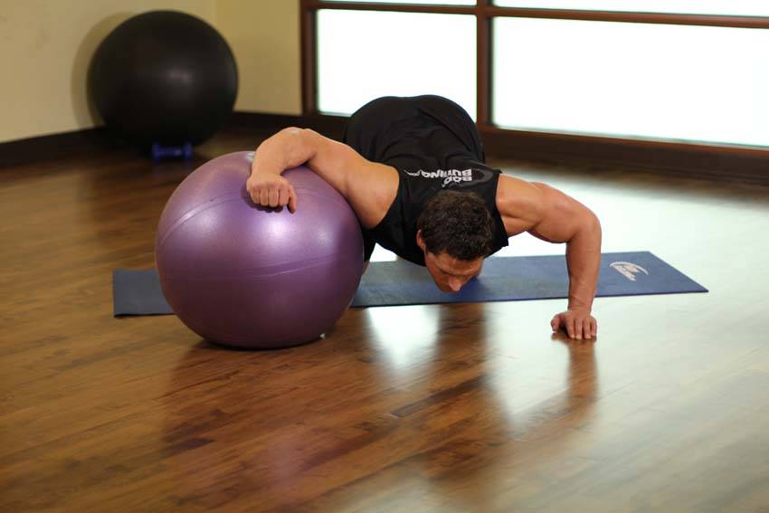 Chest Stretch on Stability Ball — النهاية