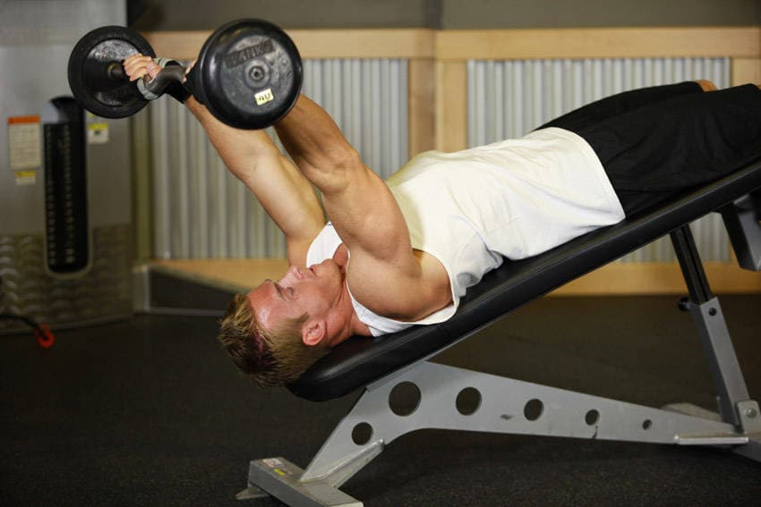 Decline EZ Bar Triceps Extension — البداية