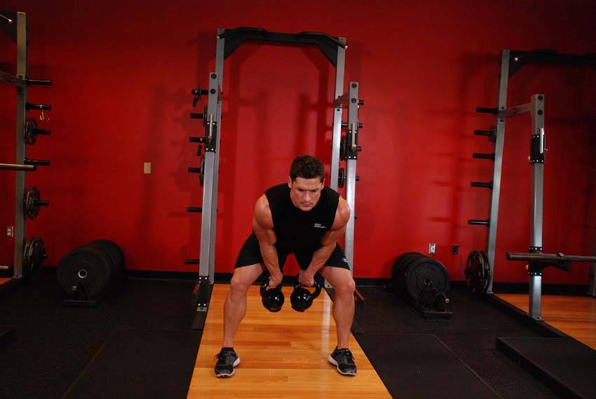 Double Kettlebell Snatch — النهاية