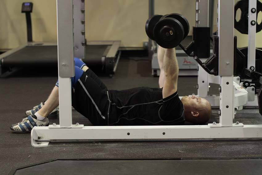 Dumbbell Floor Press — البداية