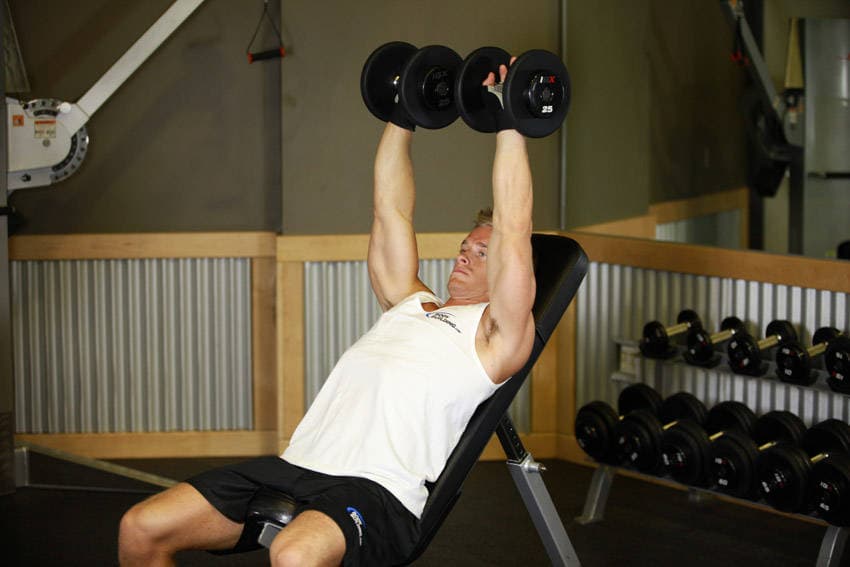 Dumbbell Incline Shoulder Raise — البداية