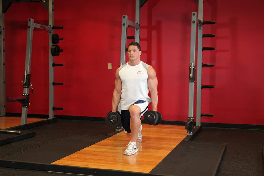 Dumbbell Rear Lunge — النهاية