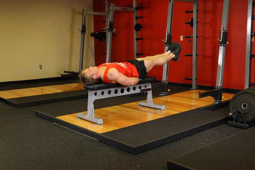Flat Bench Leg Pull-In — النهاية