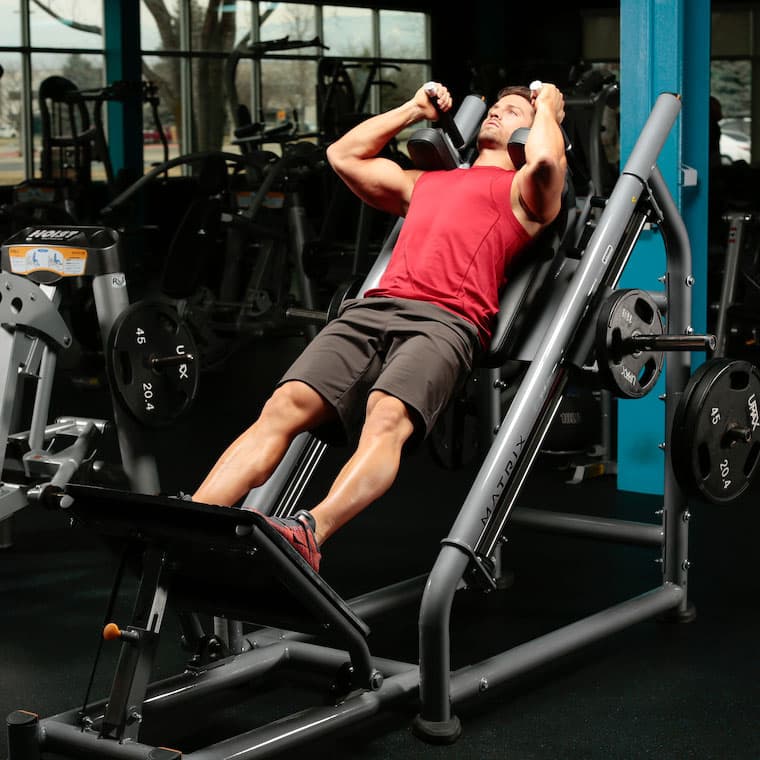Hack Squat — البداية