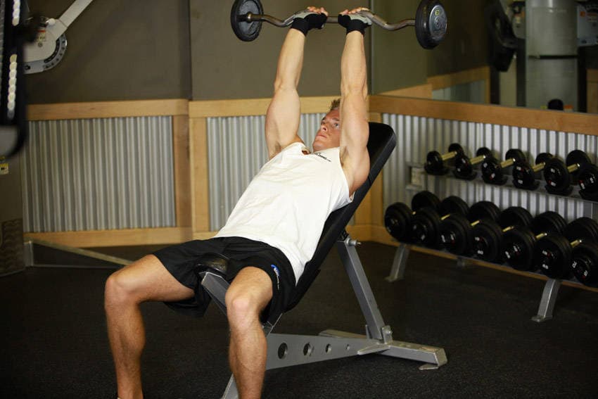 Incline Barbell Triceps Extension — النهاية