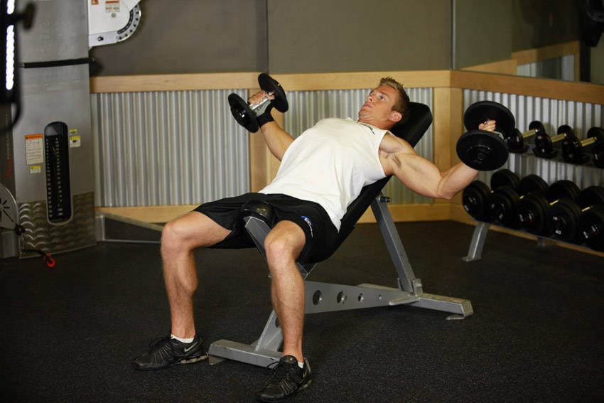 Incline Dumbbell Flyes — النهاية