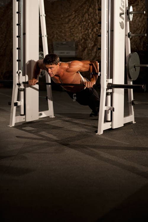 Incline Push-Up Wide — البداية
