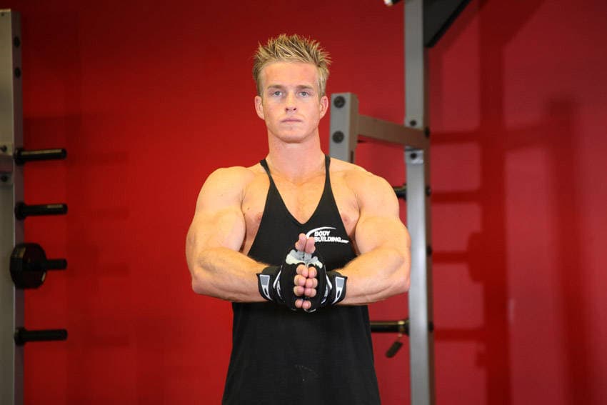 Isometric Chest Squeezes — النهاية