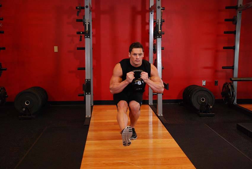 Kettlebell Pistol Squat — النهاية
