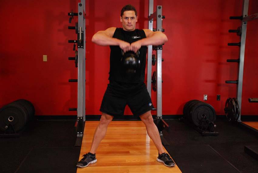Kettlebell Sumo High Pull — النهاية