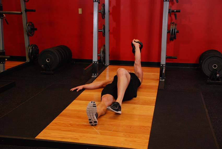 Kettlebell Turkish Get-Up (Squat style) — البداية