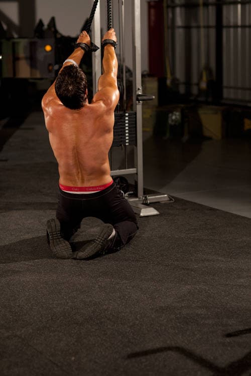 Kneeling High Pulley Row — البداية