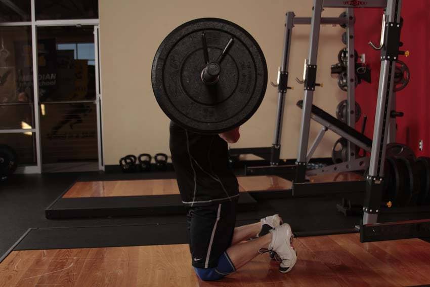 Kneeling Jump Squat — البداية
