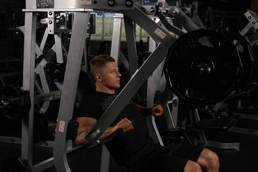 Leverage Decline Chest Press — البداية