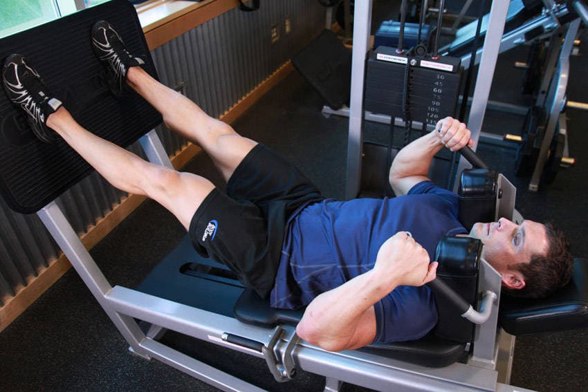 Lying Machine Squat — النهاية