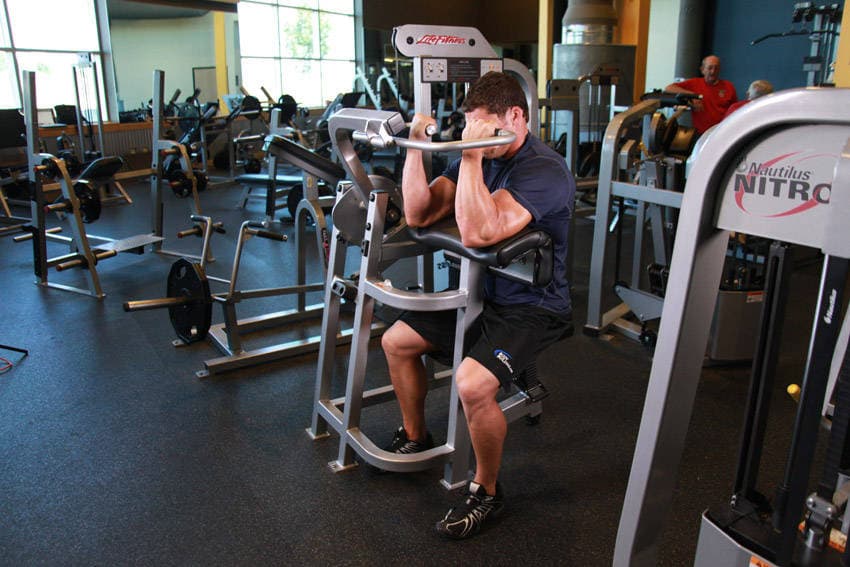 Machine Preacher Curls — النهاية