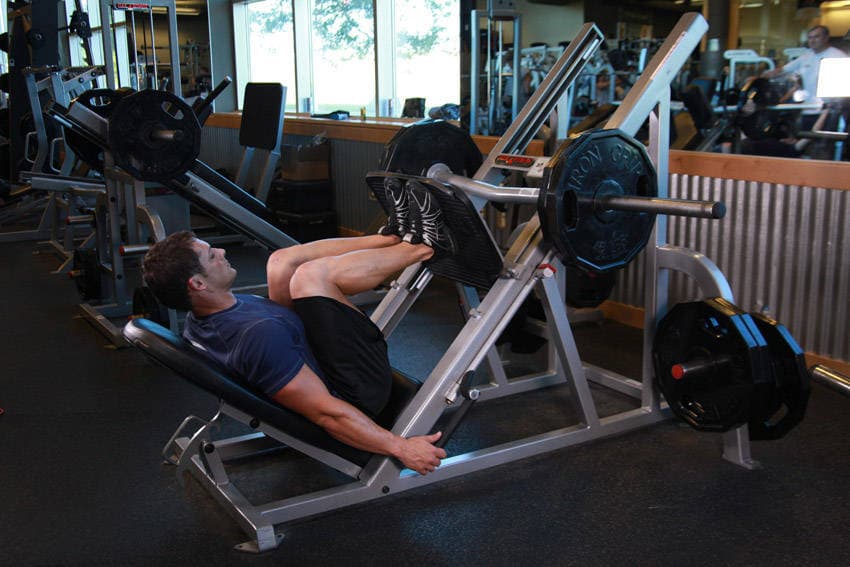 Narrow Stance Leg Press — البداية