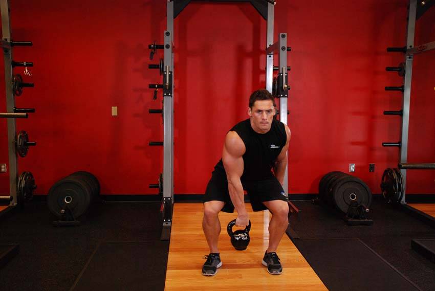 One-Arm Kettlebell Split Snatch — النهاية