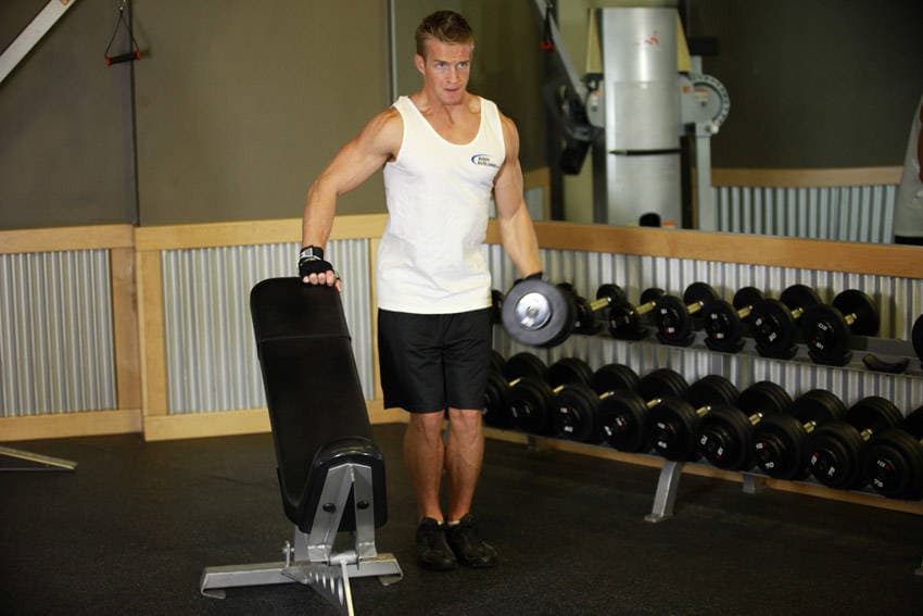 One-Arm Side Laterals — البداية