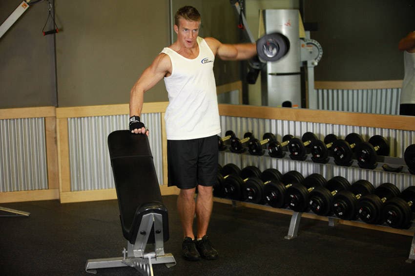 One-Arm Side Laterals — النهاية
