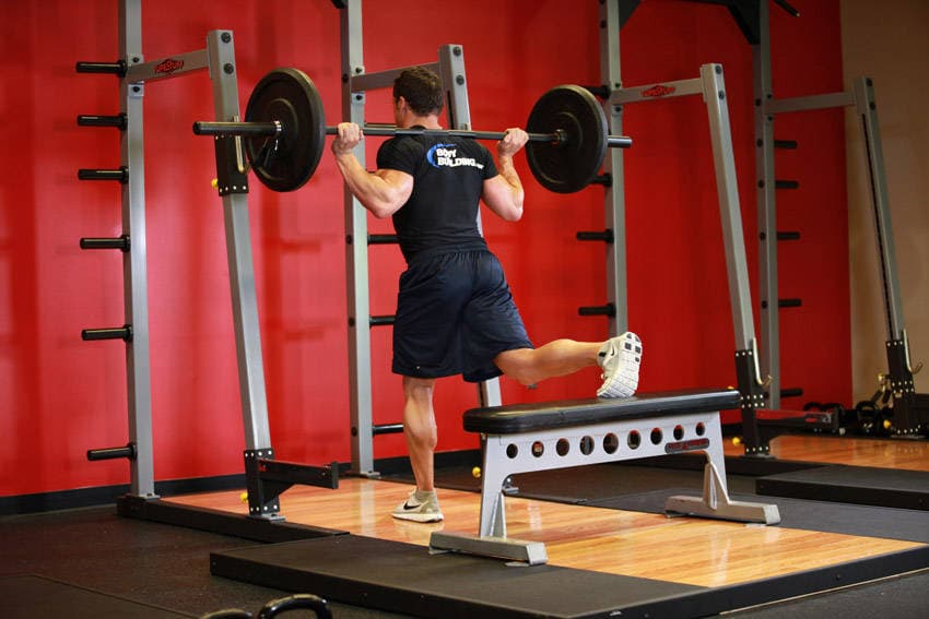 One Leg Barbell Squat — البداية