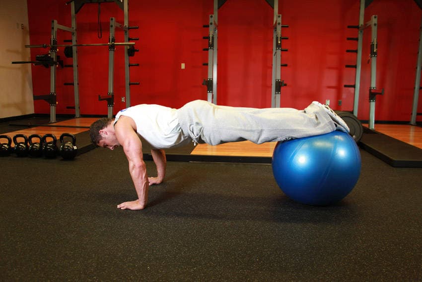 Push-Ups With Feet On An Exercise Ball — النهاية