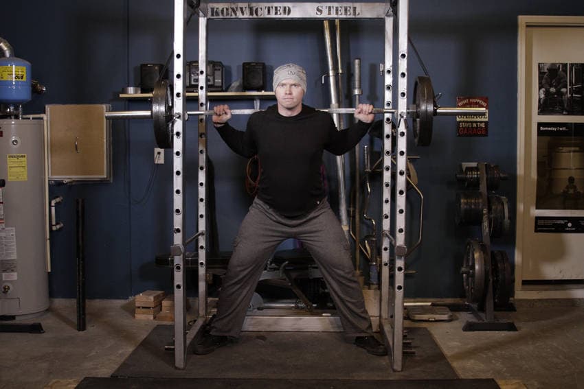 Reverse Band Power Squat — البداية