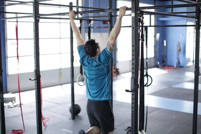 Scapular Pull-Up — البداية