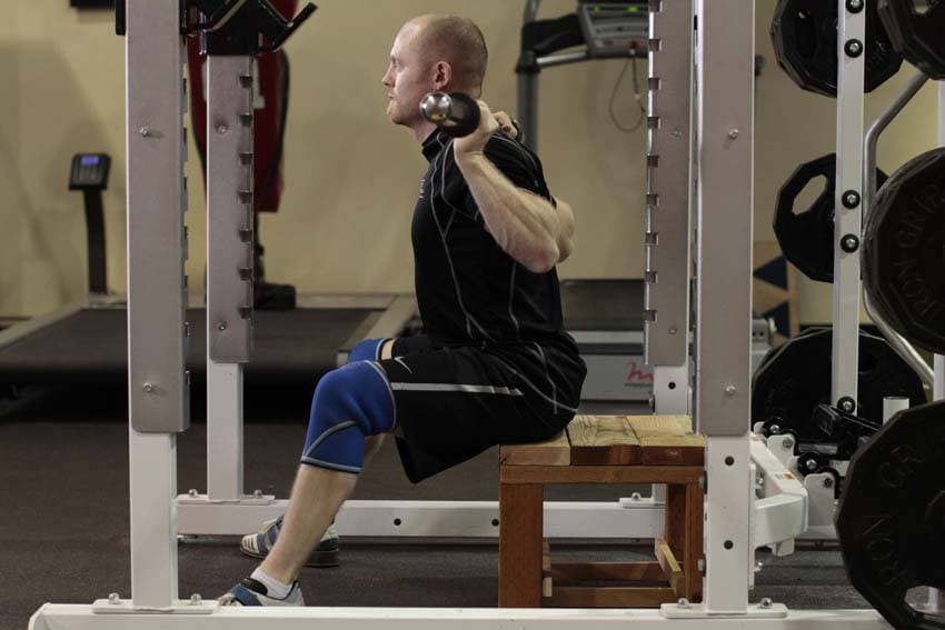 Seated Good Mornings — البداية