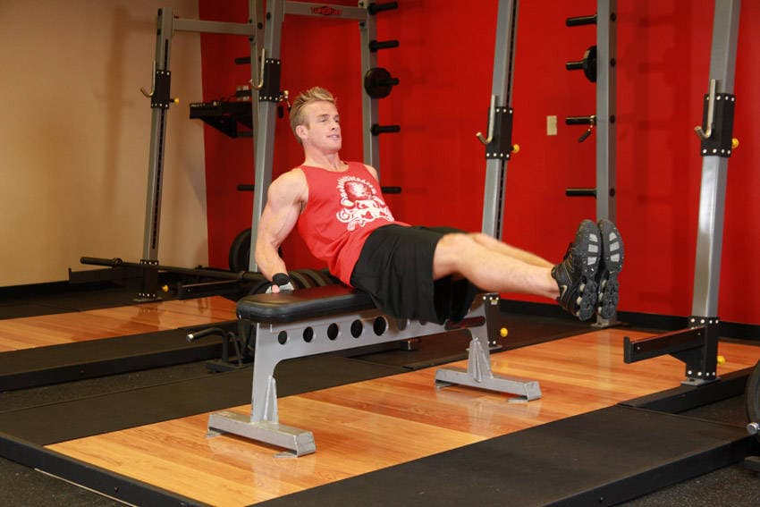 Seated Leg Tucks — النهاية