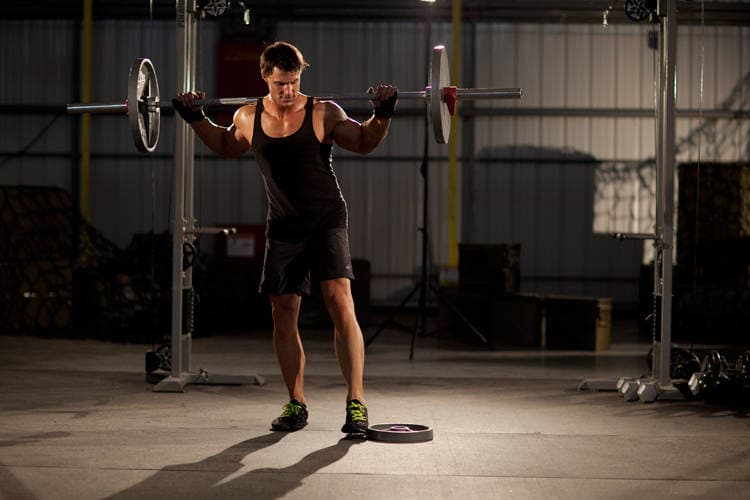 Squat with Plate Movers — البداية