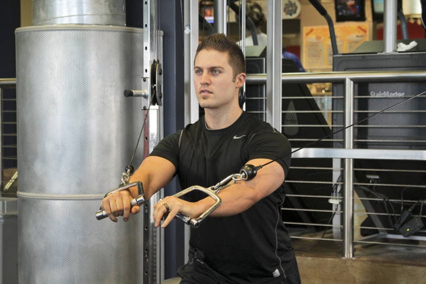 Standing Cable Chest Press — النهاية