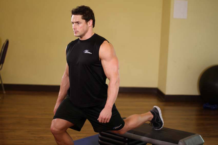 Standing Elevated Quad Stretch — النهاية