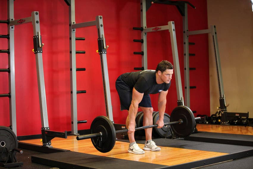 Stiff-Legged Barbell Deadlift — البداية