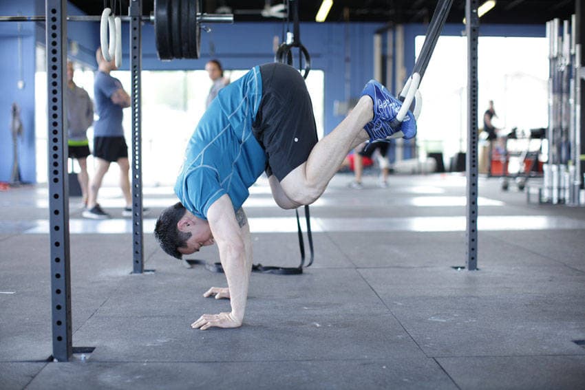 Suspended Reverse Crunch — النهاية