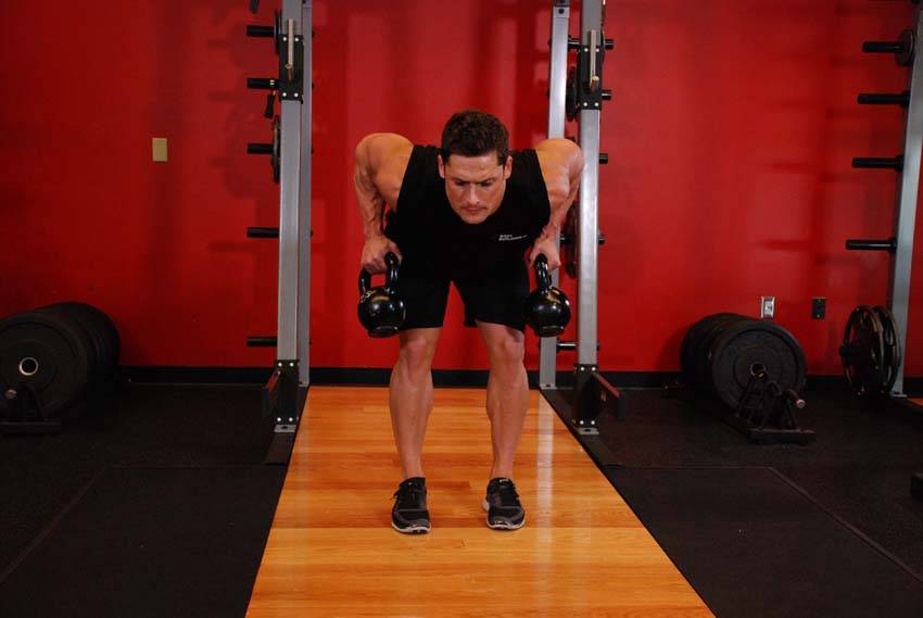Two-Arm Kettlebell Row — النهاية